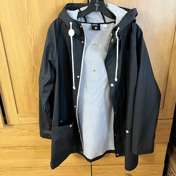 Urban Outfitters BDG BLACK PVC RUBBERIZED hooded Raincoat Vinyl Waterproof sz L